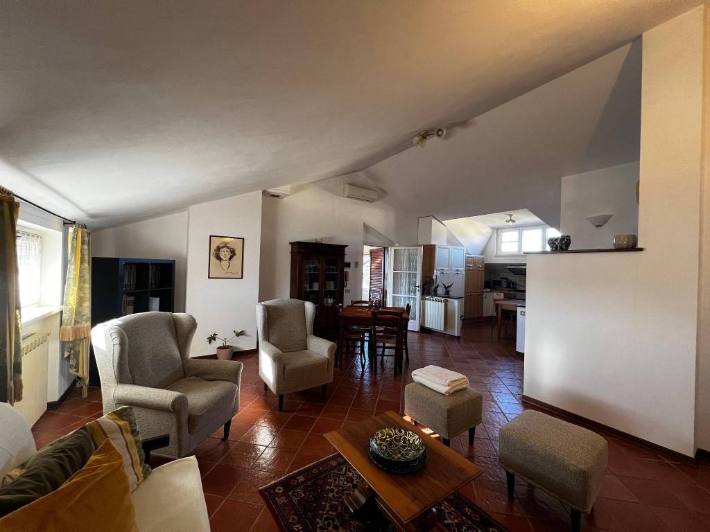casa indipendente in vendita a Villafranca in Lunigiana