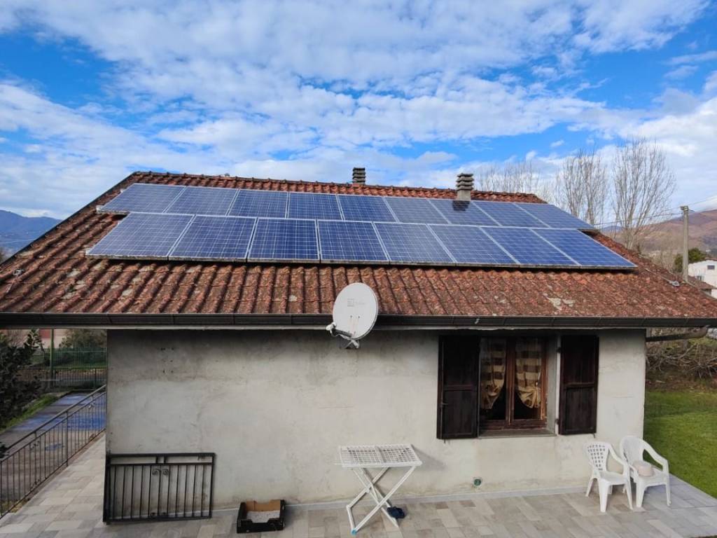 casa indipendente in vendita a Villafranca in Lunigiana