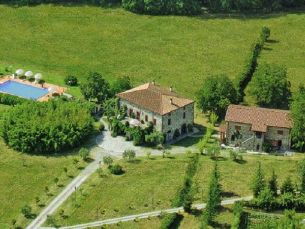casa indipendente in vendita a Villafranca in Lunigiana in zona Mocrone