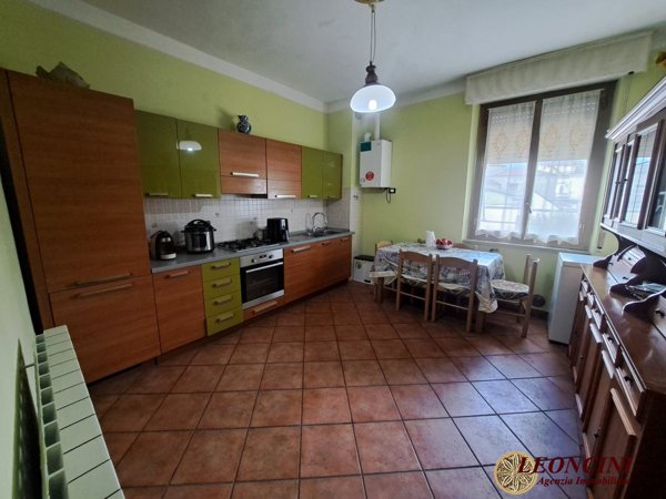 appartamento in vendita a Villafranca in Lunigiana
