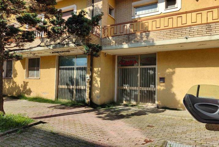 negozio in vendita a Villafranca in Lunigiana in zona Villafranca Centro