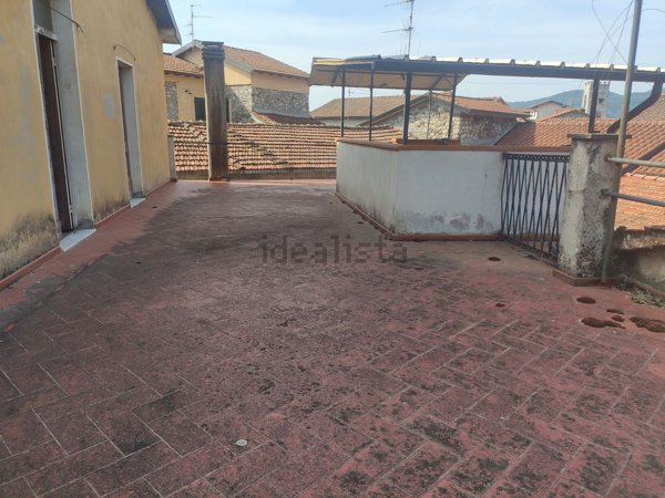 casa indipendente in vendita a Villafranca in Lunigiana