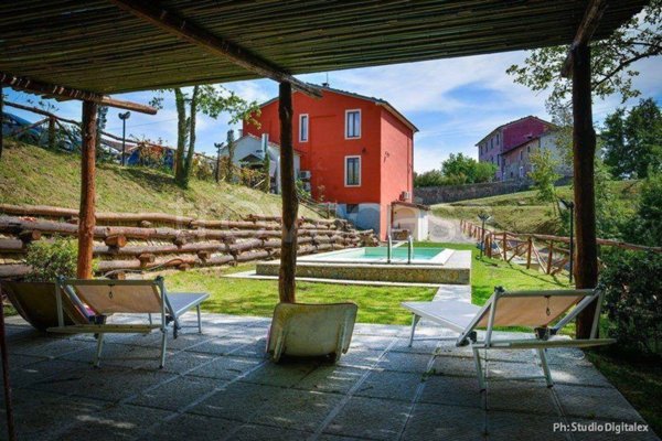 casa indipendente in vendita a Villafranca in Lunigiana