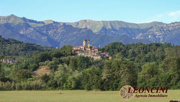casa indipendente a Villafranca in Lunigiana in zona Malgrate Lunigiana