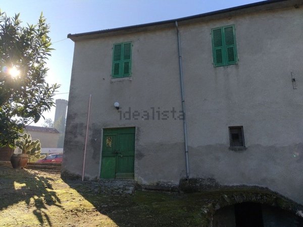 appartamento in vendita a Villafranca in Lunigiana in zona Malgrate Lunigiana