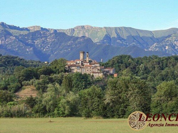 casa indipendente a Villafranca in Lunigiana in zona Malgrate Lunigiana