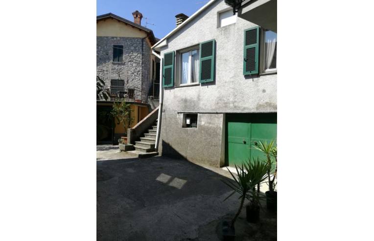 casa indipendente in vendita a Villafranca in Lunigiana in zona Mocrone