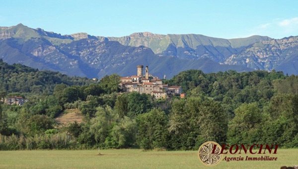 casa indipendente a Villafranca in Lunigiana in zona Malgrate Lunigiana