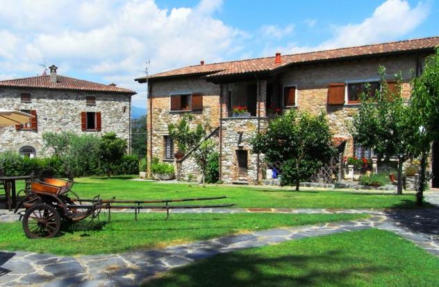 casa indipendente in vendita a Villafranca in Lunigiana