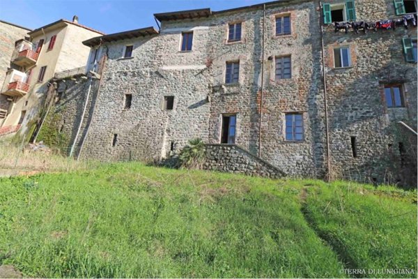 appartamento in vendita a Villafranca in Lunigiana in zona Selva