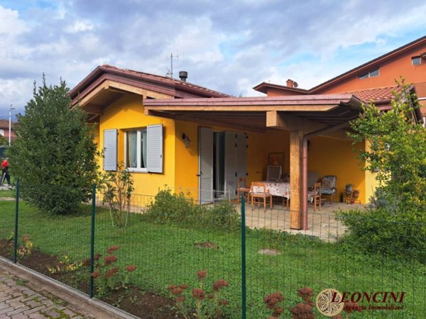 casa indipendente a Villafranca in Lunigiana in zona Villafranca Centro