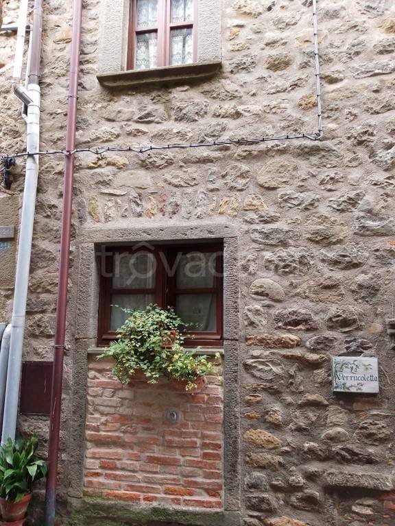 casa indipendente in vendita a Villafranca in Lunigiana in zona Virgoletta