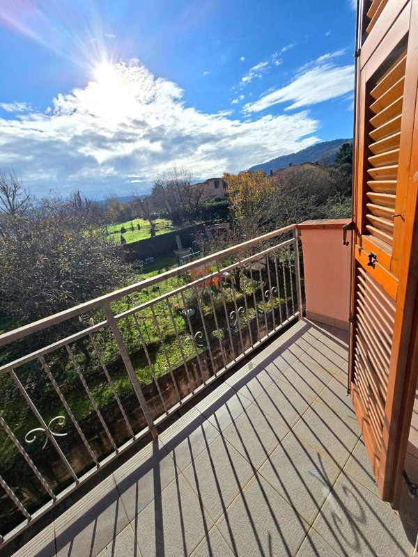 casa indipendente in vendita a Villafranca in Lunigiana