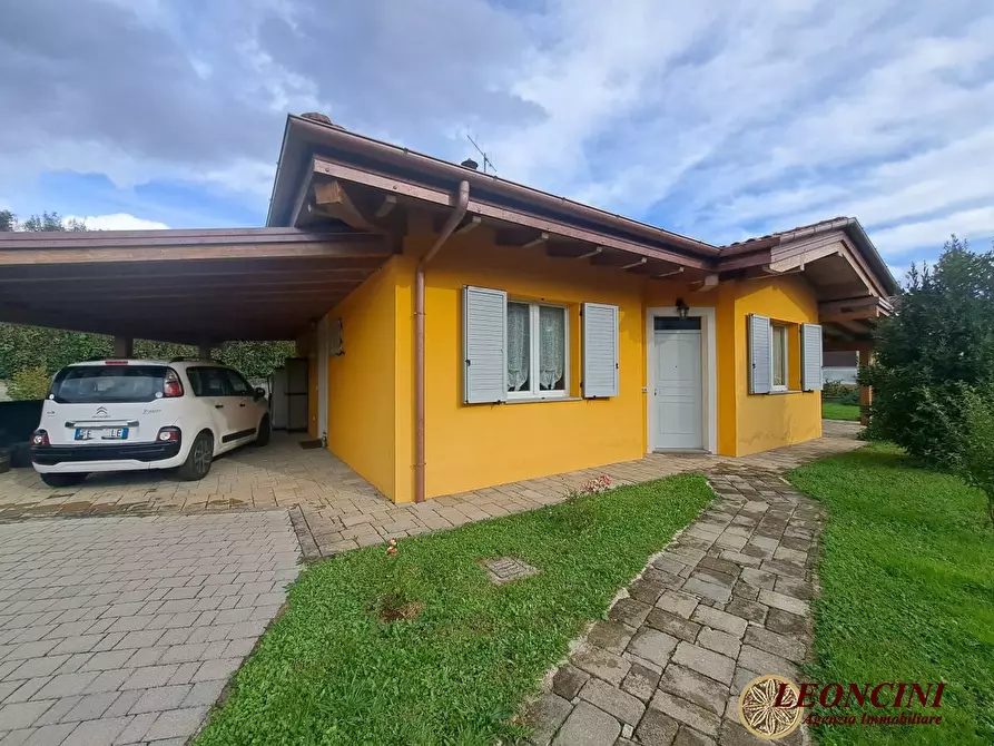 casa indipendente in vendita a Villafranca in Lunigiana