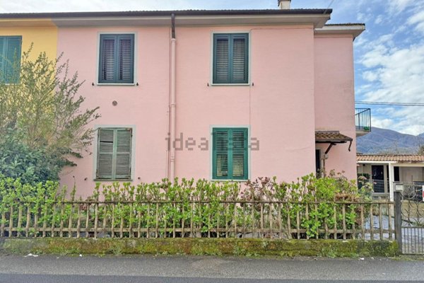 appartamento in vendita a Villafranca in Lunigiana