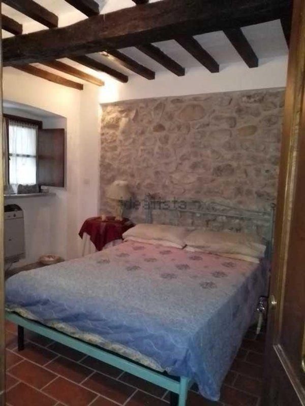 casa indipendente in vendita a Villafranca in Lunigiana in zona Virgoletta