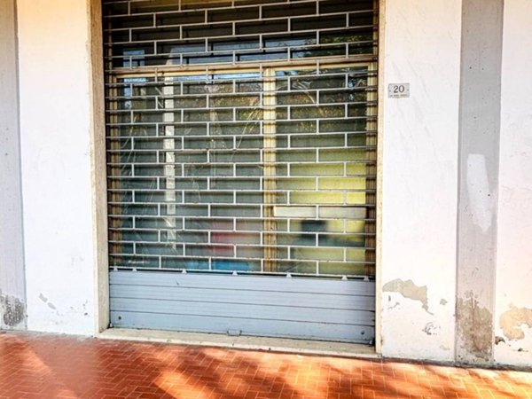 locale commerciale in vendita a Villafranca in Lunigiana