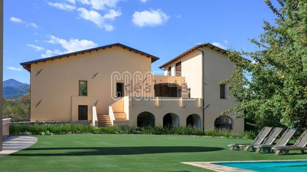 villa in vendita a Villafranca in Lunigiana in zona Fornoli