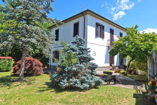 casa indipendente in vendita a Villafranca in Lunigiana in zona Mocrone