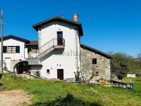 appartamento in vendita a Villafranca in Lunigiana in zona Villafranca Centro