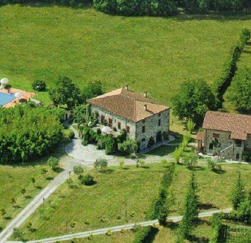 casa indipendente in vendita a Villafranca in Lunigiana in zona Mocrone