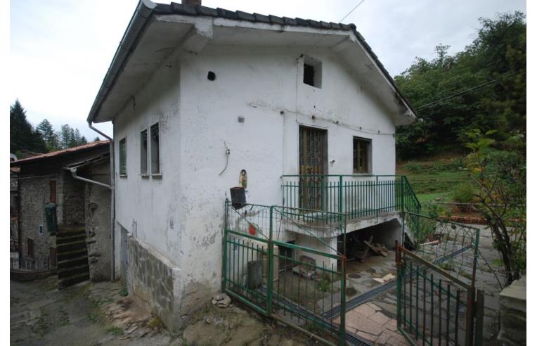casa indipendente in vendita a Zeri in zona Bosco di Rossano