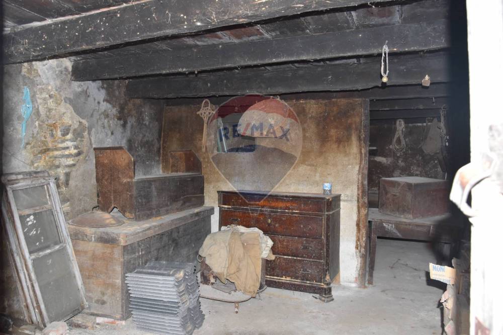 casa indipendente in vendita a Zeri in zona Coloretta