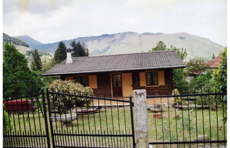 casa indipendente in vendita a Zeri in zona Coloretta