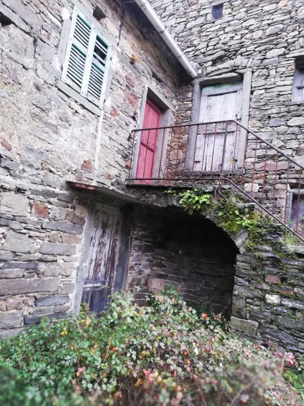 appartamento in vendita a Zeri