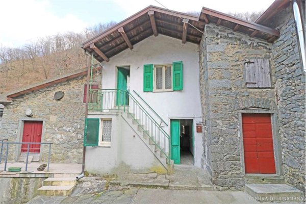 appartamento in vendita a Zeri