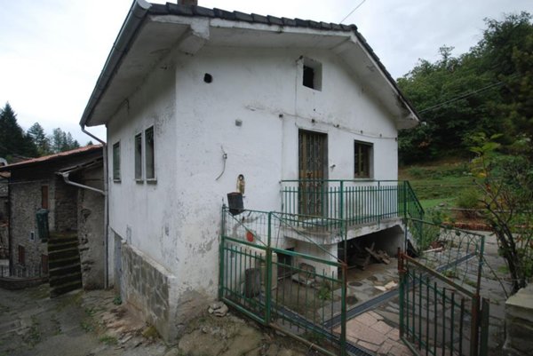 casa indipendente in vendita a Zeri in zona Bosco di Rossano