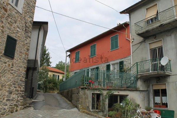 appartamento in vendita a Zeri