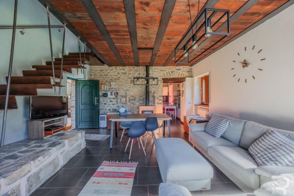 casa indipendente in vendita a Zeri