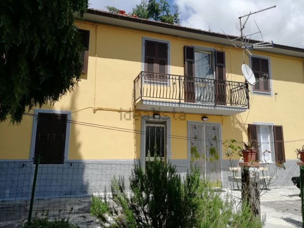 appartamento in vendita a Zeri