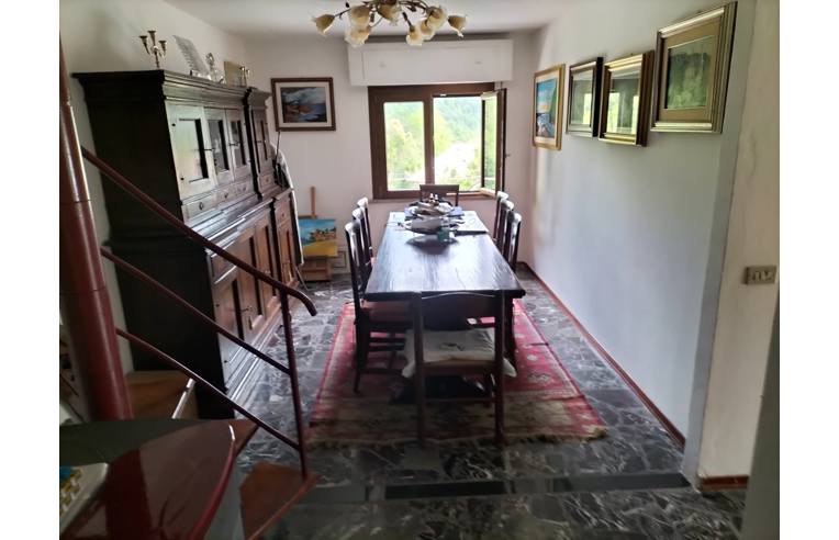 appartamento in vendita a Zeri in zona Coloretta