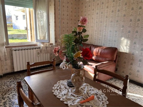 casa indipendente in vendita a Zeri