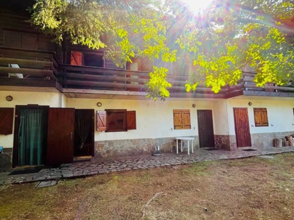 casa indipendente in vendita a Zeri