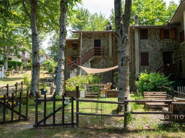 casa indipendente in vendita a Zeri in zona Coloretta
