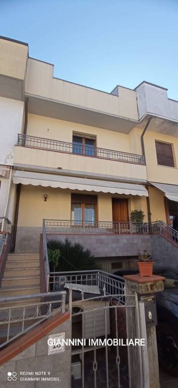 casa indipendente in vendita ad Altopascio
