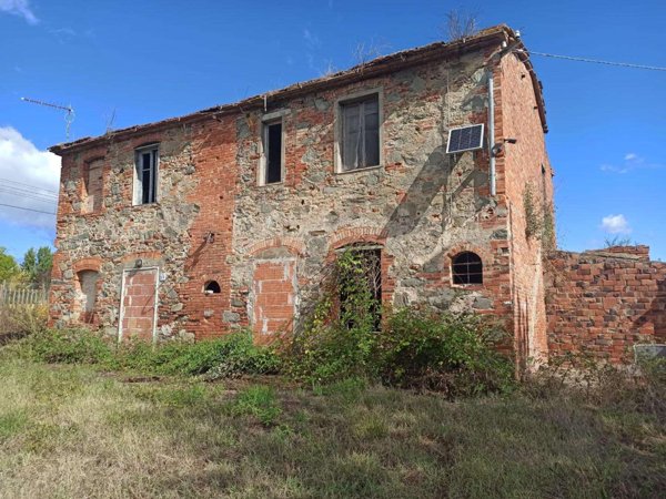casa indipendente in vendita ad Altopascio in zona Marginone