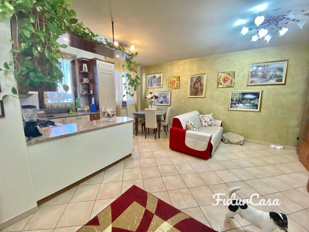 appartamento in vendita ad Altopascio in zona Badia Pozzeveri