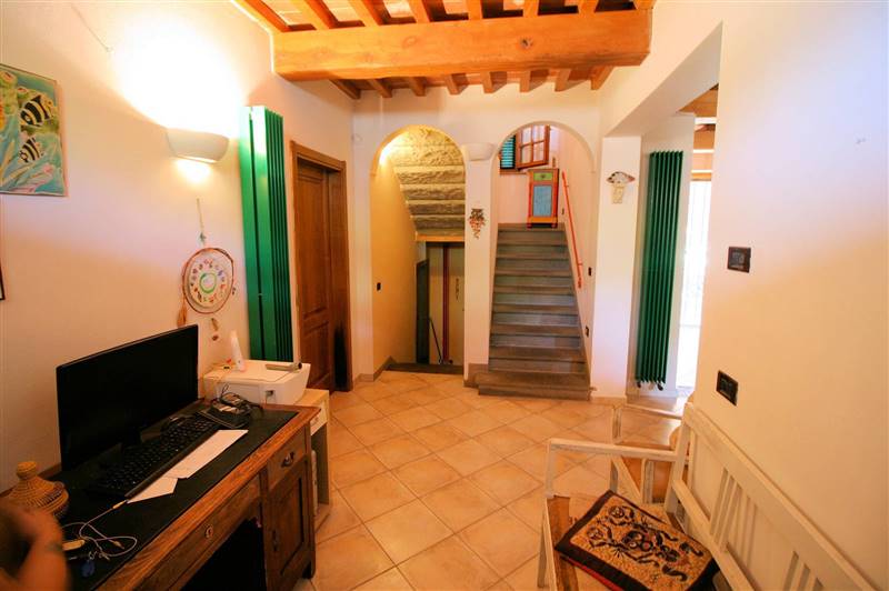 casa indipendente in vendita ad Altopascio in zona Marginone