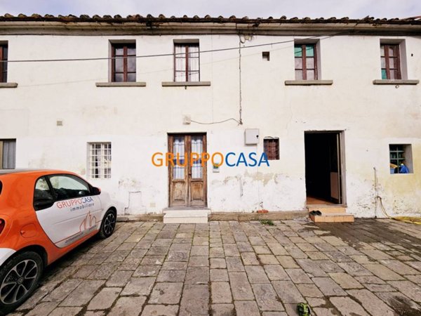 casa indipendente in vendita ad Altopascio in zona Marginone