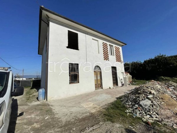 casa indipendente in vendita ad Altopascio