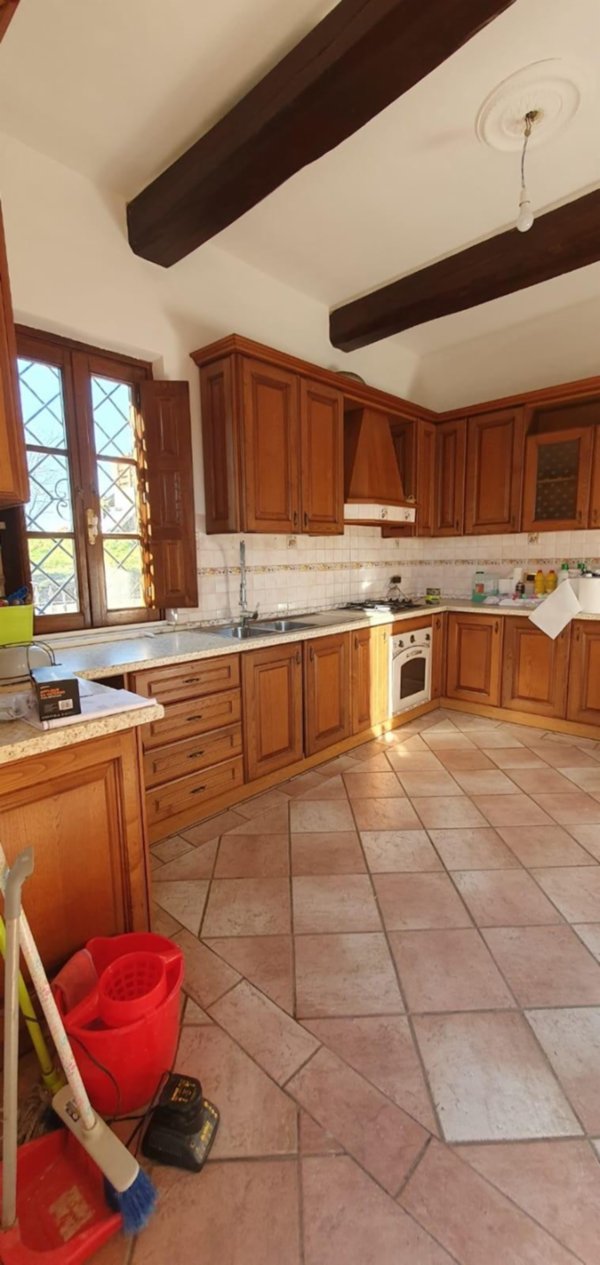 casa indipendente in vendita ad Altopascio in zona Badia Pozzeveri