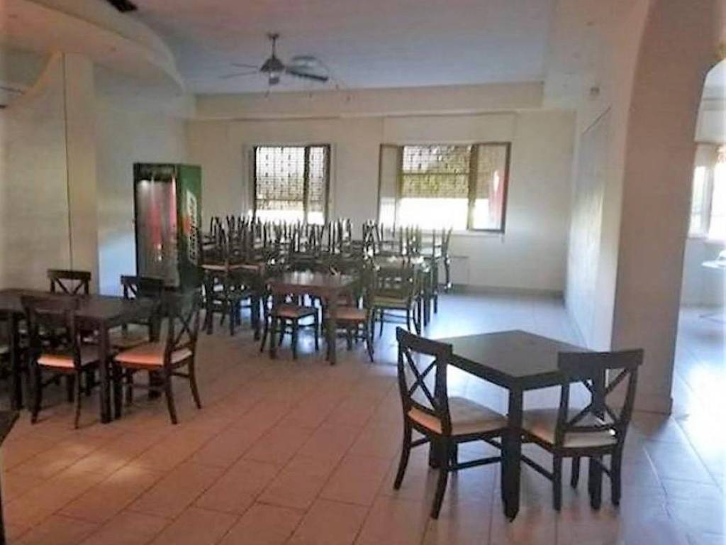 negozio in vendita ad Altopascio