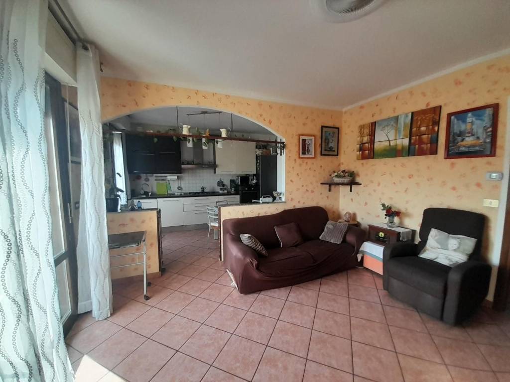appartamento in vendita ad Altopascio in zona Badia Pozzeveri