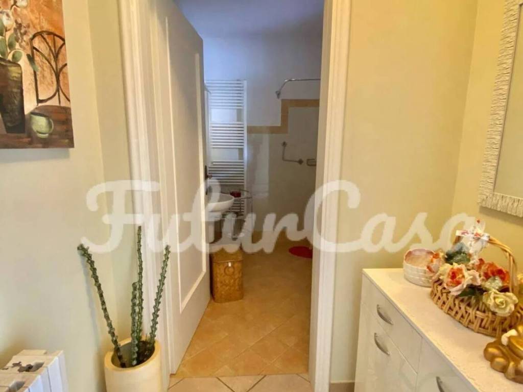 casa indipendente in vendita ad Altopascio