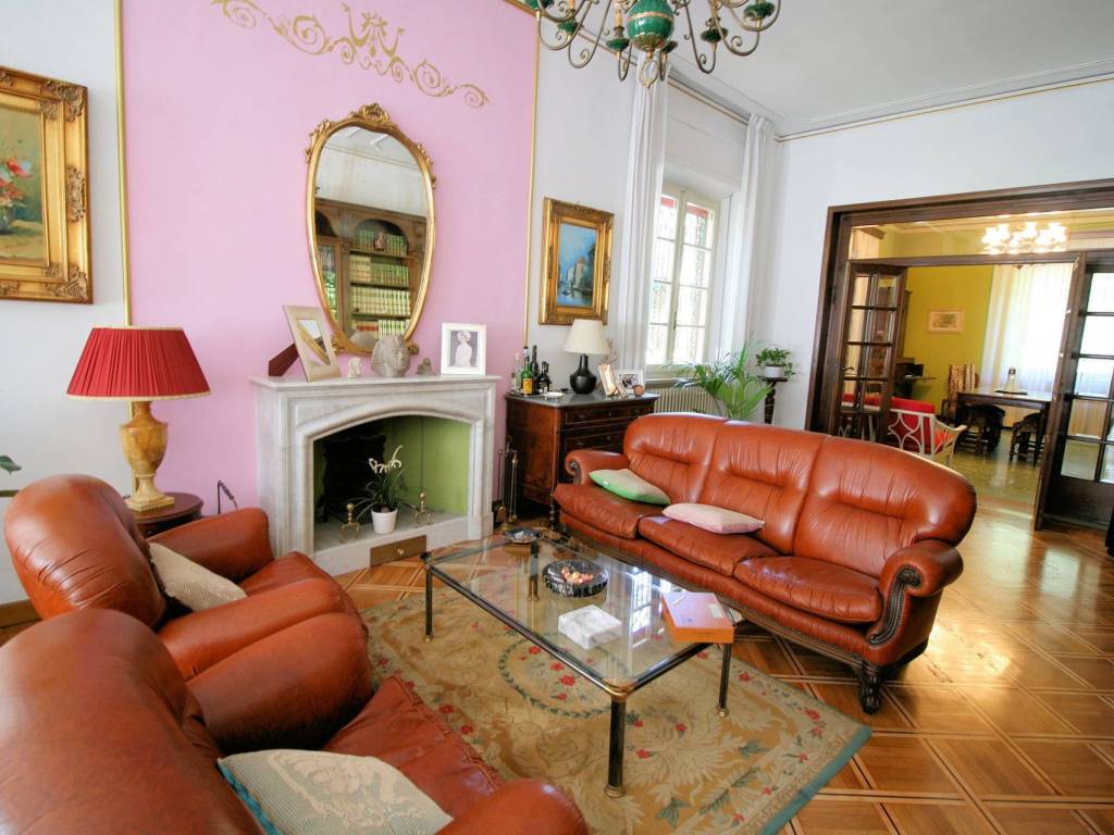 casa indipendente in vendita ad Altopascio