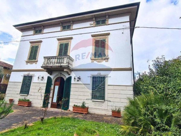 casa indipendente in vendita ad Altopascio in zona Spianate